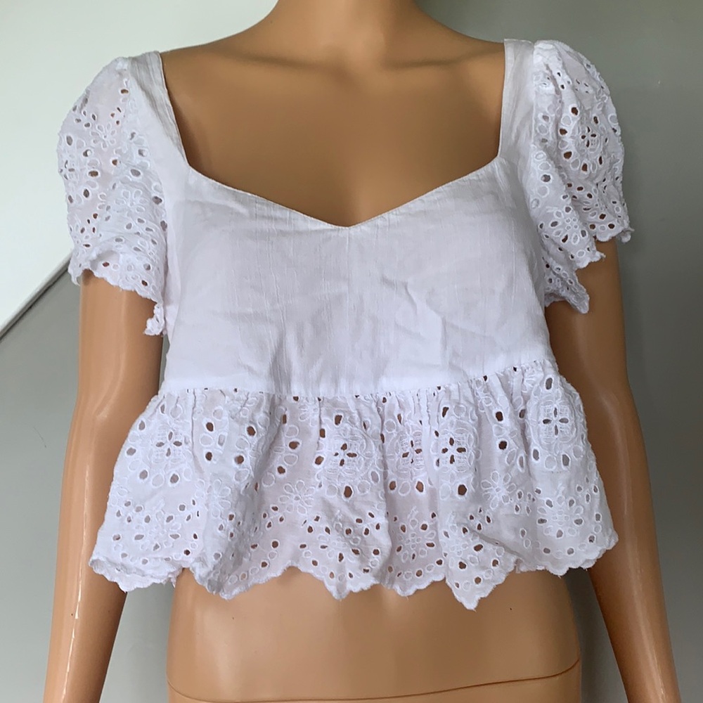 AE crop top